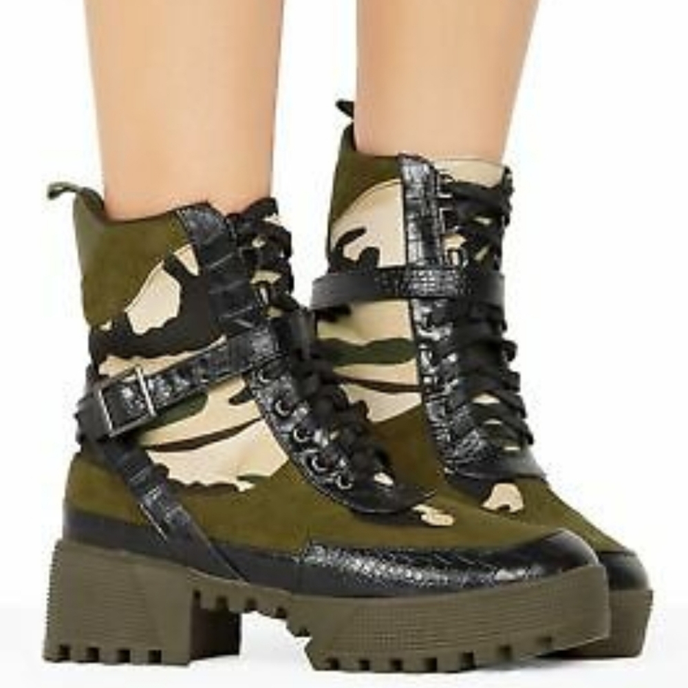 BLUFF! - Picture 2 of 2